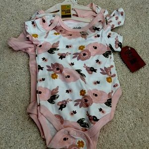 New with Tags - 3 Pack Onsies - 0-3 Months